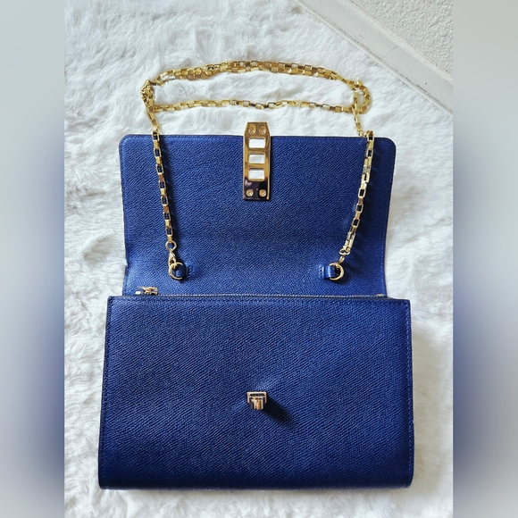 Henri Bendel Uptown Wallet On Chain - Picture 4 of 15